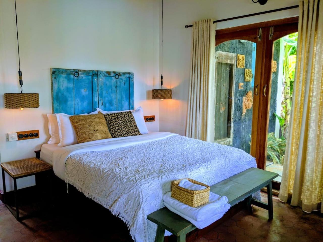 アーラップーザ県 Sunsets And Palm Trees Bed & Breakfast エクステリア 写真